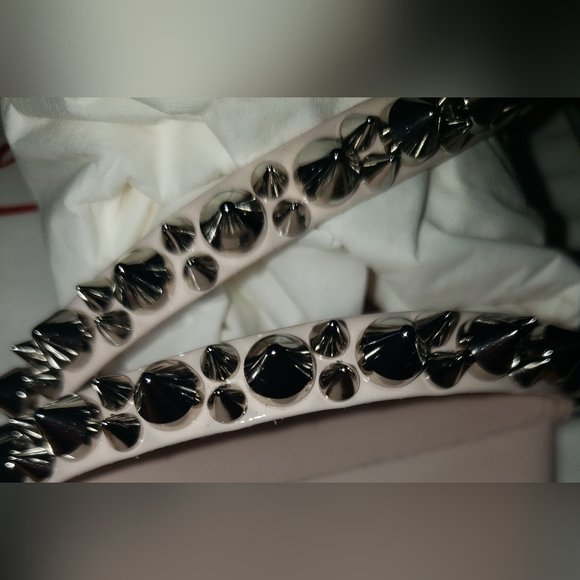 NWT Christian louboutin neutral Silver Studded stappy flats Women\'s Sandals 39 main image 5